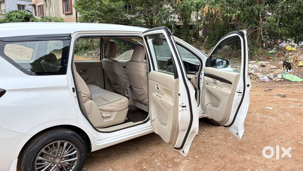 Maruti Suzuki Ertiga Zxi Plus Shvs, 2019, Petrol