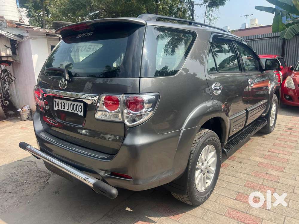 Toyota Fortuner 4x2 Manual, 2013, Diesel