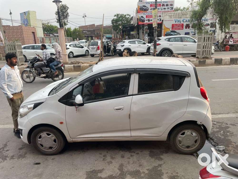 Chevrolet Beat Lt Petrol 2017