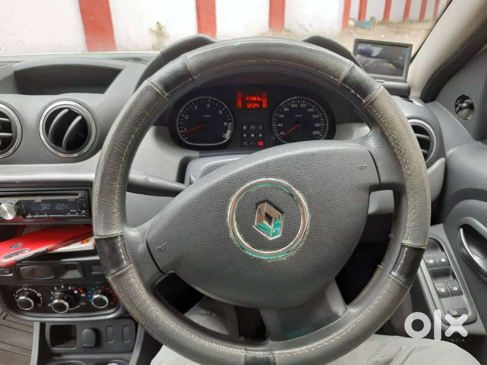 Personal Owner Driven 2013 Petrol Duster Tax Paid Till 2028 For Sell