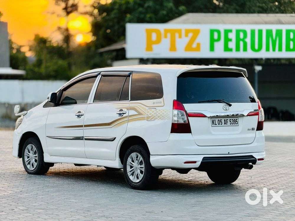 Toyota Innova 2.5 Gx 8 Str, 2012, Diesel