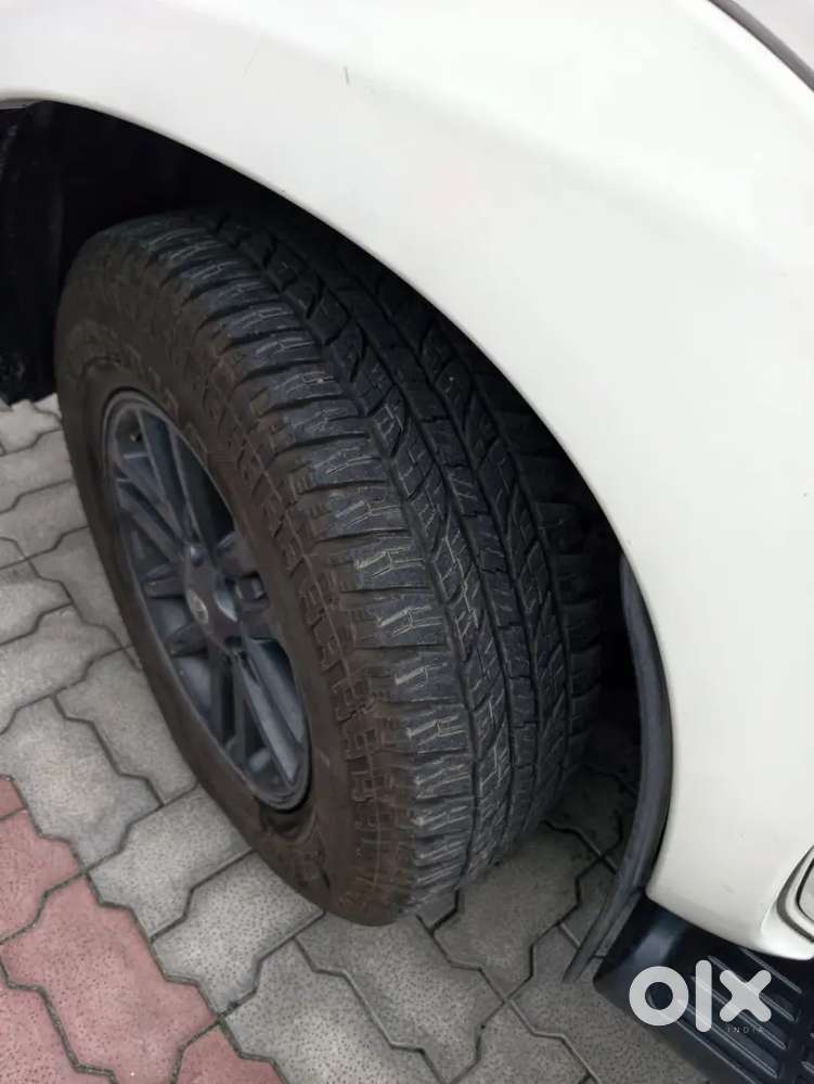 Toyota Fortuner 2015 Suv
