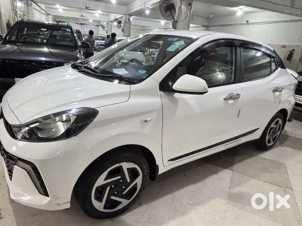 Aura S Cng Febuary 2025 Showroom Condition Urgent Sell