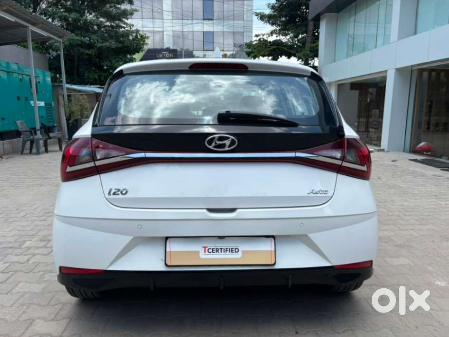 Hyundai I20 Asta (o) 1.2 Ivt, 2023, Petrol