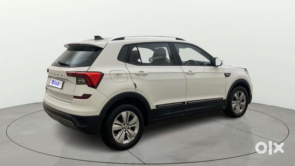 Skoda Kushaq 1.0 Tsi Ambition, 2022, Petrol