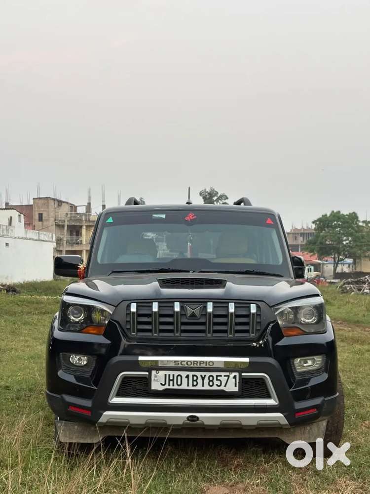 Mahindra Scorpio S10, 2016, Diesel