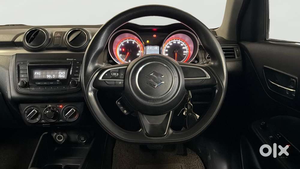 Maruti Suzuki Swift Amt Vxi, 2020, Petrol