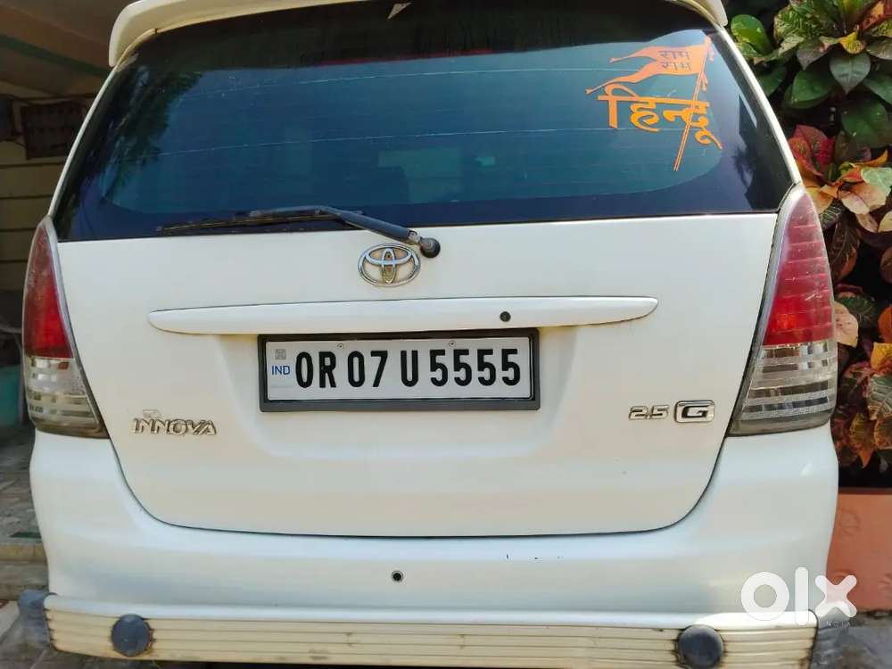Toyota Innova 2010 Diesel 100000 Km Driven