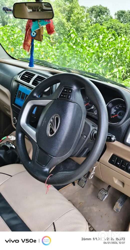 Mahindra Tuv 300 2016