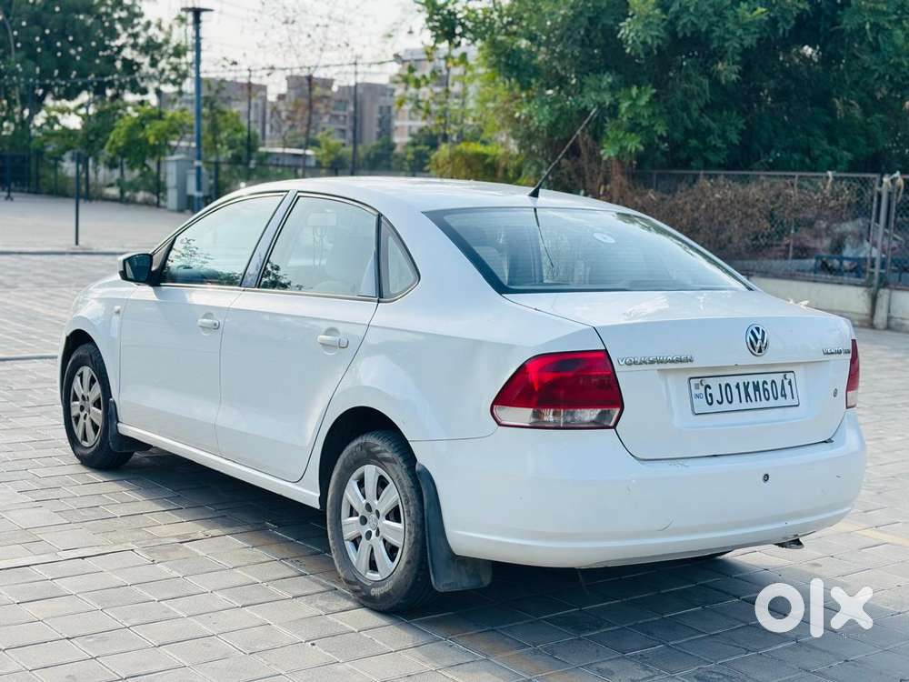Volkswagen Vento [ ] 1.5 Tdi Comfortline At, 2012, Diesel