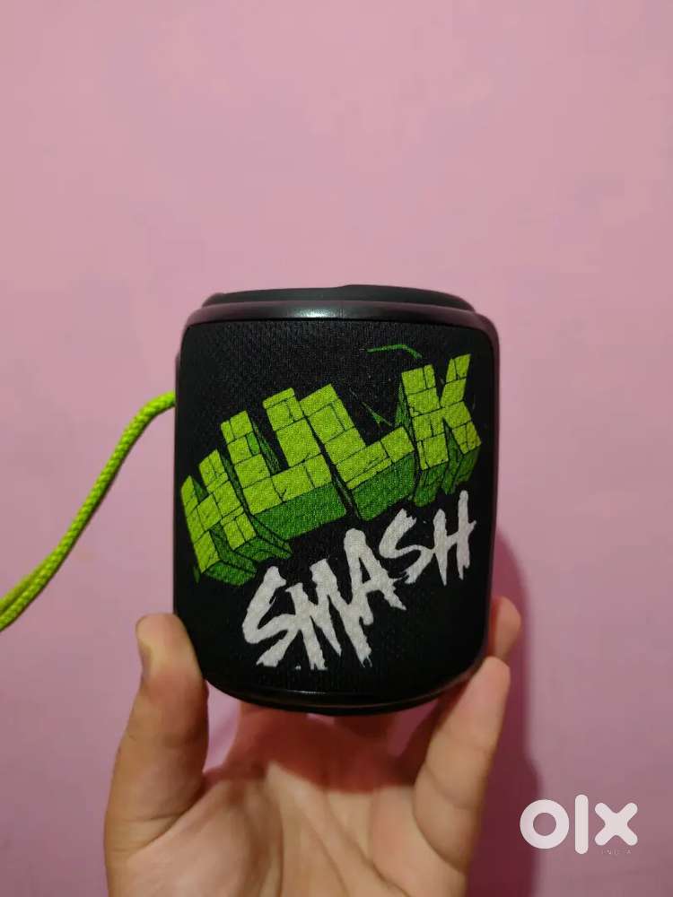 Boat Stone 350 Hulk Edition. Brand new condition