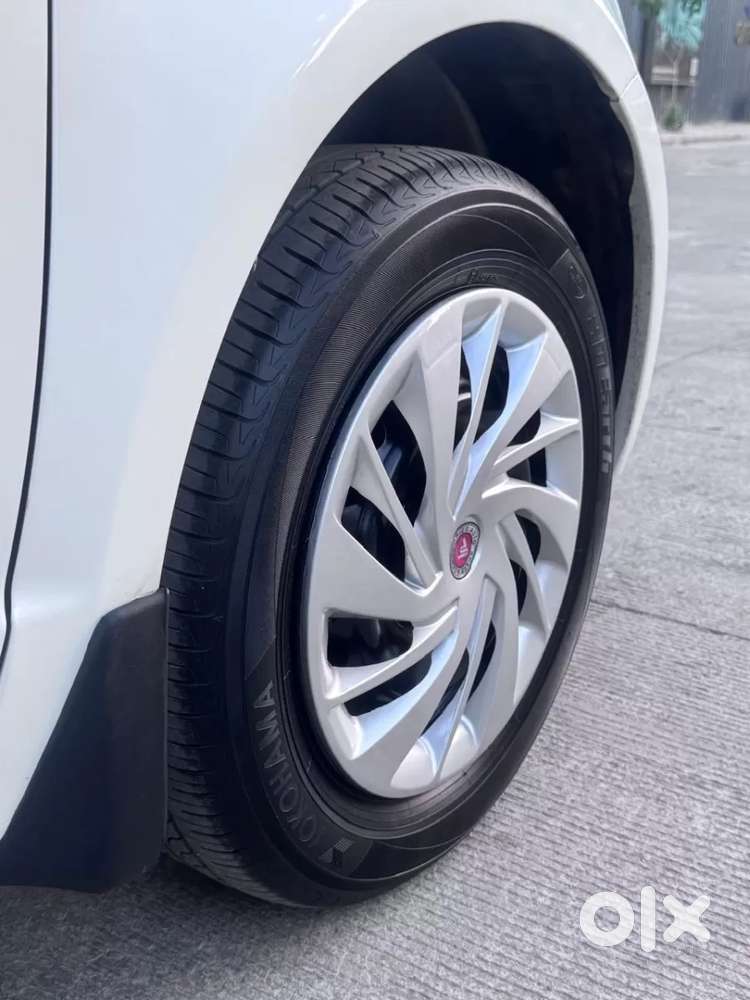 Maruti Suzuki Swift Dzire 1.3 Vxi, 2011, Petrol