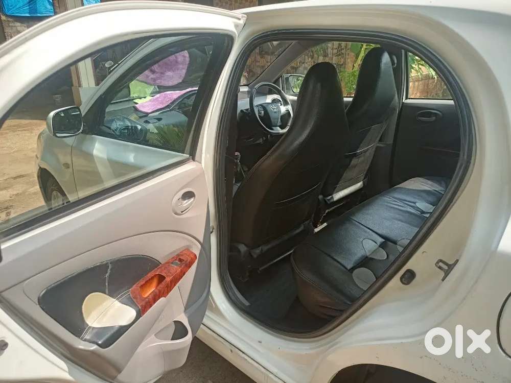 Toyota Etios Liva 2011 Manual Petrol