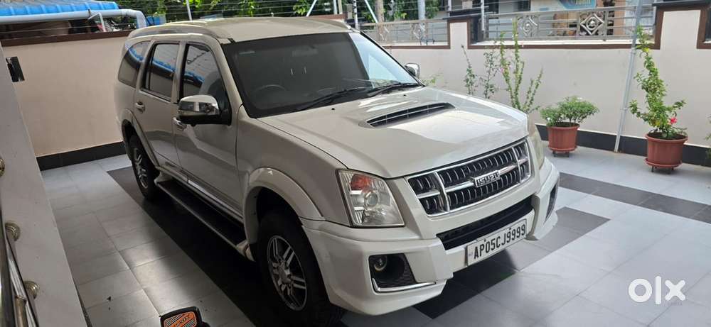 Isuzu Mu 7 2012 Diesel Well Maintained