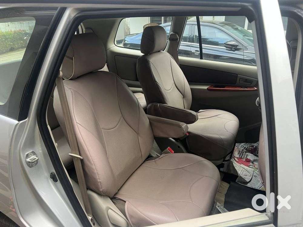 Toyota Innova 2.5 G (diesel) 7 Seater, 2012, Diesel