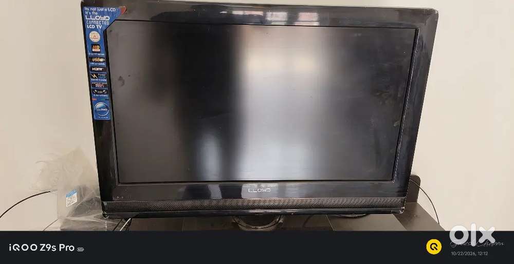 32 inch TV