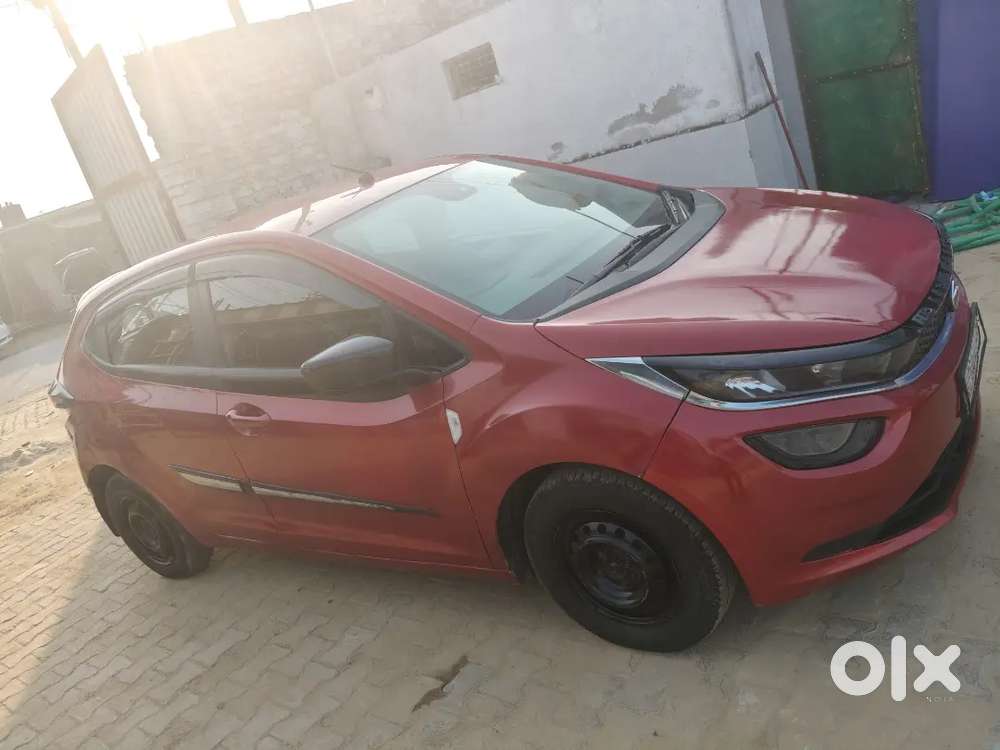 Tata Altroz 1.2 Xe 2021 पेट्रोल