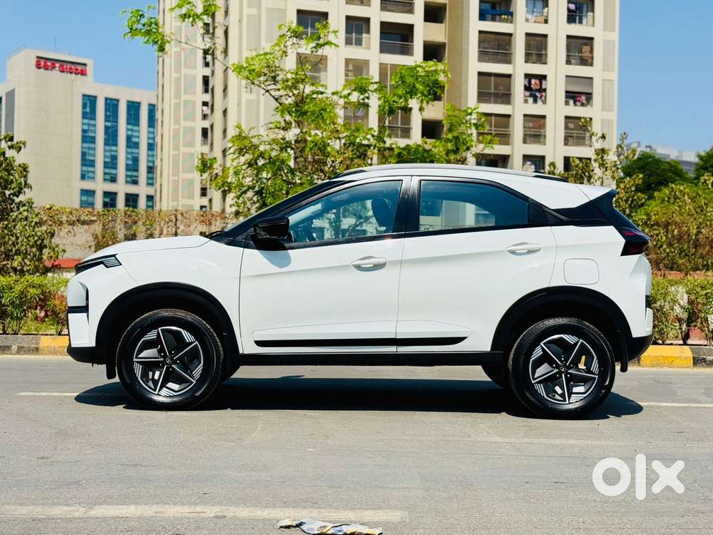 Tata Nexon, 2024, Petrol