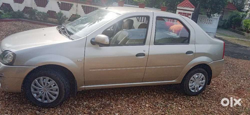 Mahindra Logan Petrol 1.4 2008