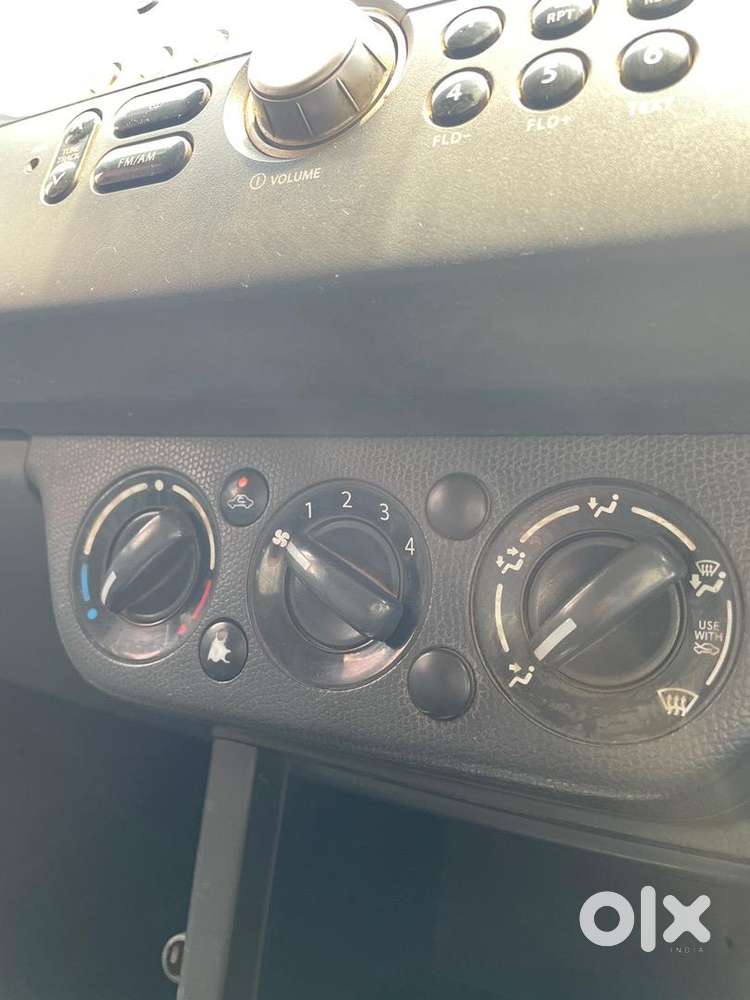 Maruti Suzuki Swift Dzire 2031 Petrol Well Maintained