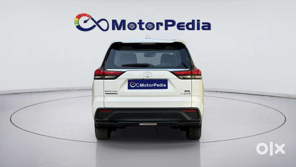 Toyota Innova Hycross 2.0 Zx Hybrid 7 Str, 2024, Petrol