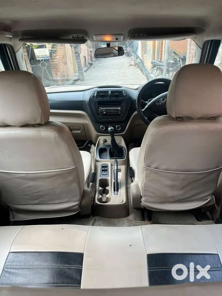 Mahindra Tuv 300 2018 1st Owner