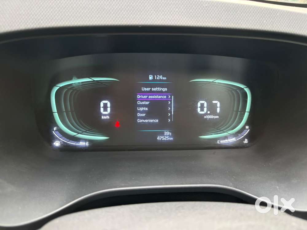Kia Carens 1.4 Premium Turbo 7 Str, 2022, Petrol
