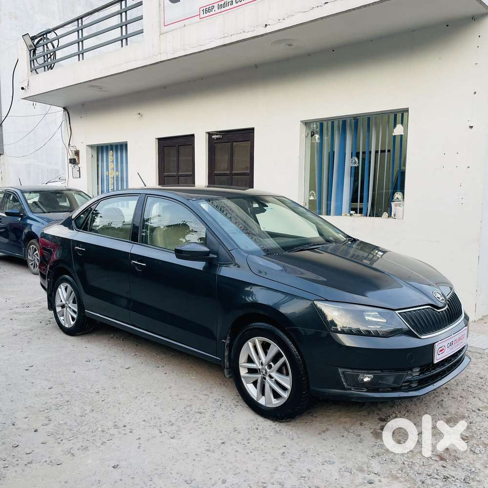 Skoda Rapid 1.6 Mpi At Style, 2017, Petrol
