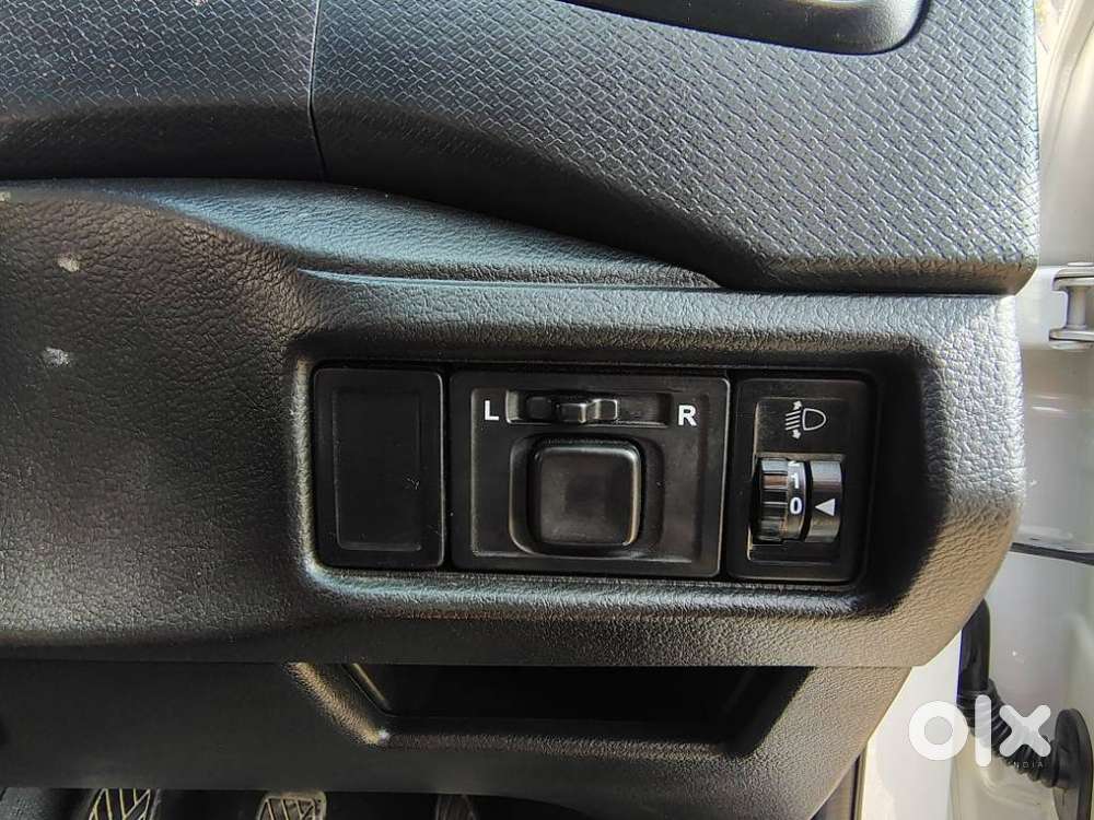 Maruti Suzuki Brezza 1.5 Lxi Smart Hybrid, 2021, Petrol