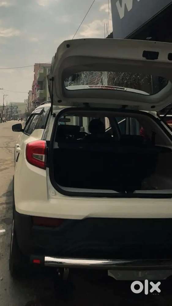 Mahindra Xuv300 2021 Petrol Automatic, With Sunroof