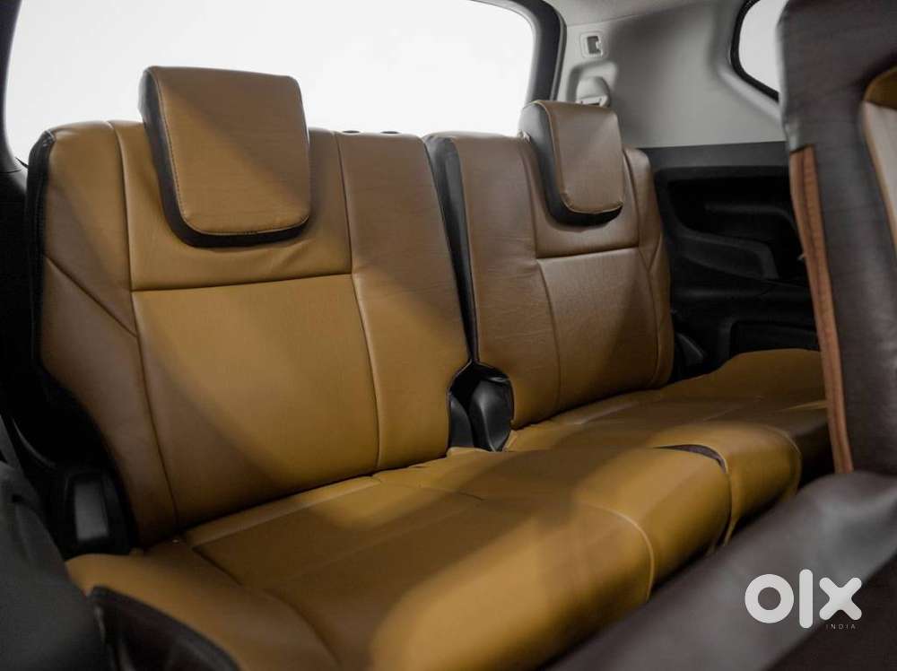 Toyota Innova Crysta 2.4 G Mt 8s, 2023, Diesel