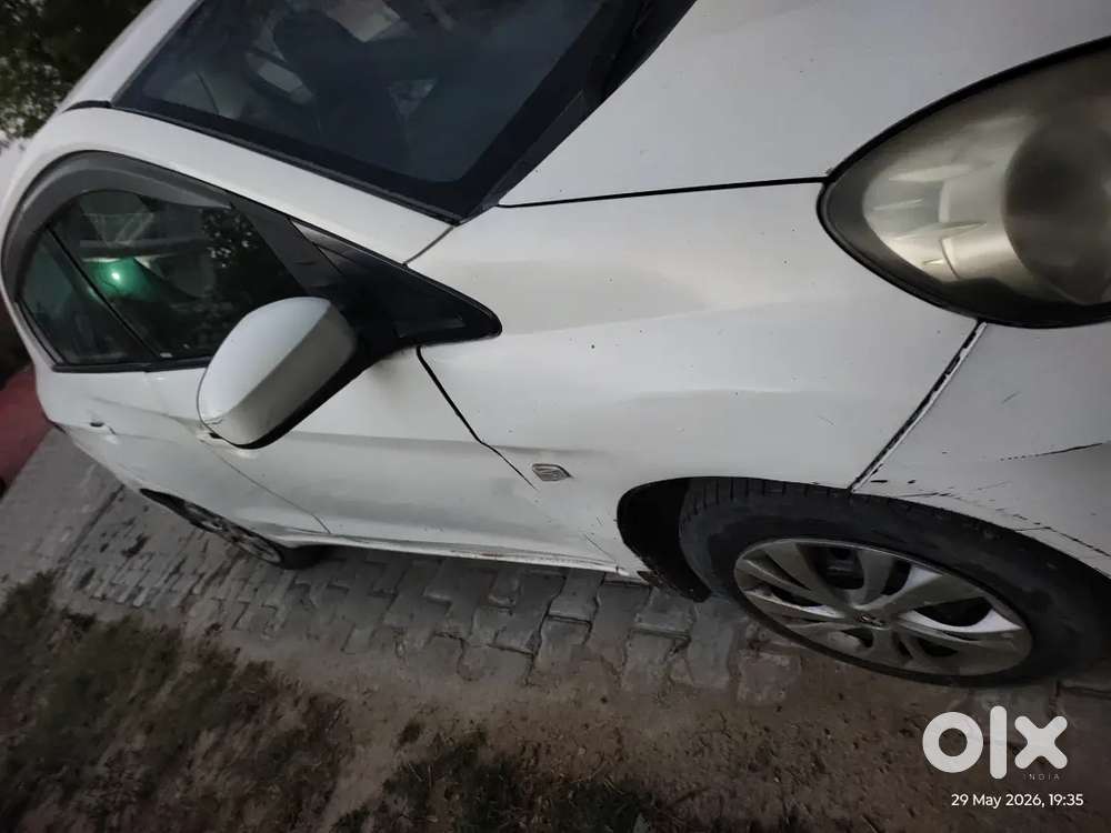 Honda Amaze 1.5 S 2013
