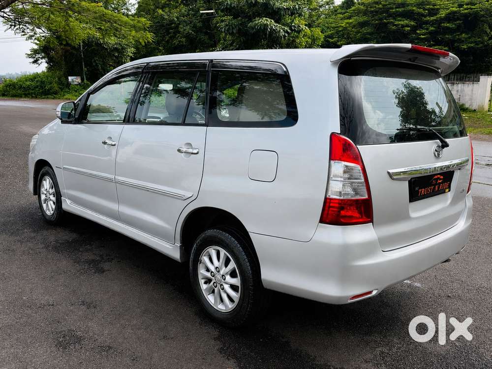 Toyota Innova 2.5 Vx 7 Str Bs-iii, 2012, Diesel