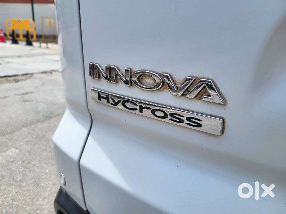 Toyota Innova Hycross 2.0 Vx Hybrid 8 Str, 2023, Petrol