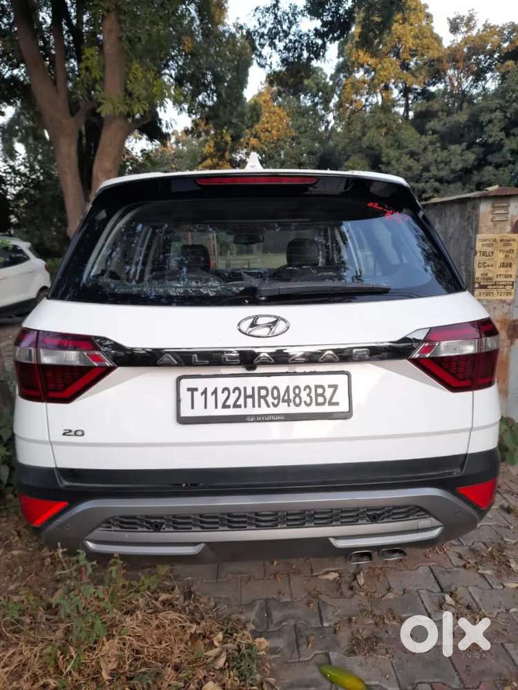 2022 Hyundai Alcazar Platinum Petrol