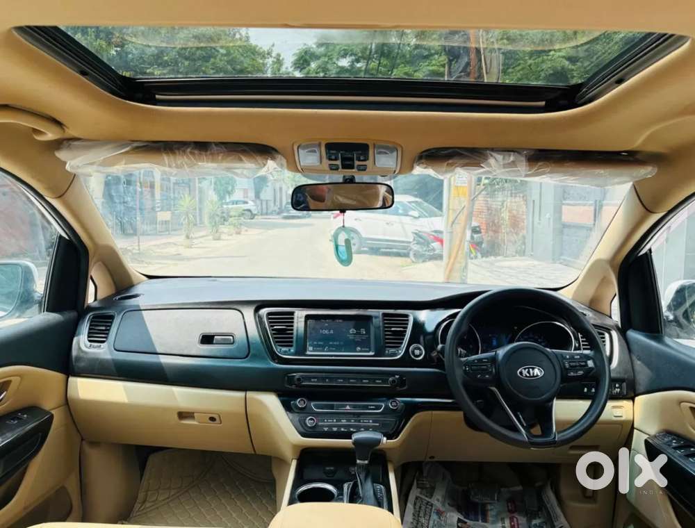 Kia Carnival Prestige, 2023, Diesel