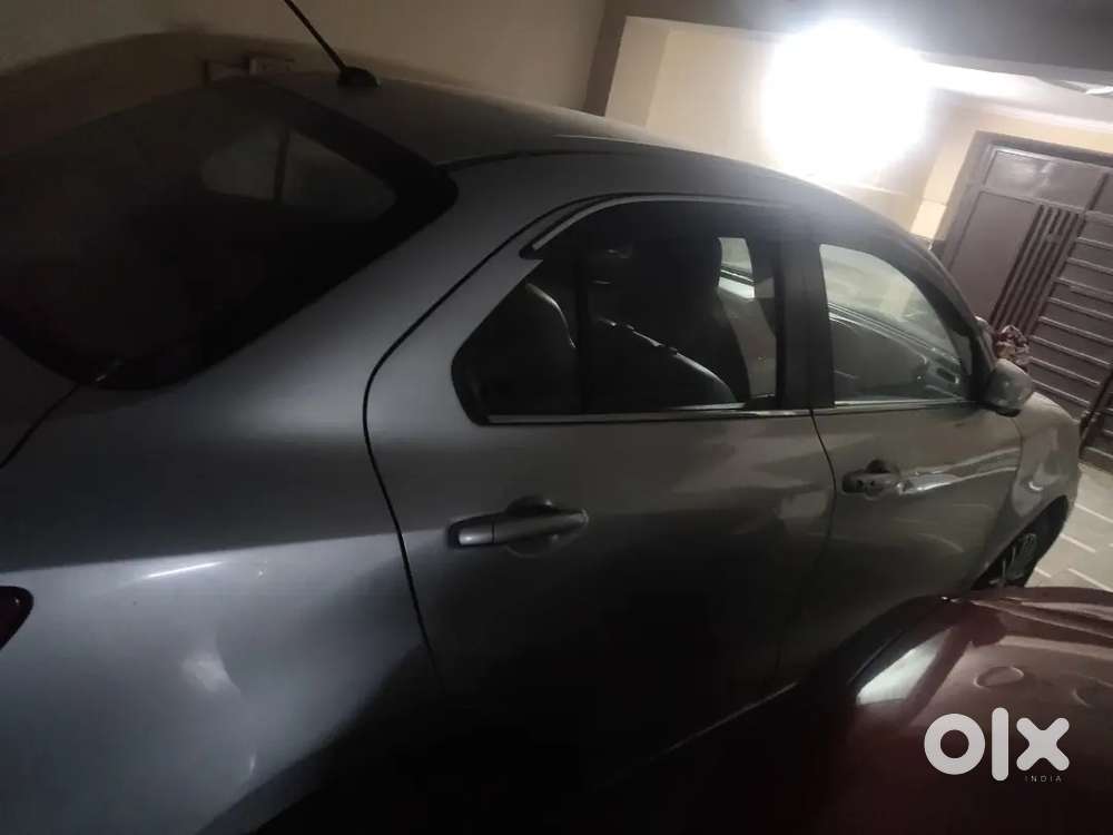 Maruti Suzuki Dzire 2017