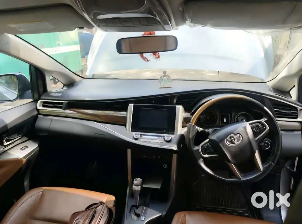 Toyota Innova Crysta 2016 Diesel At