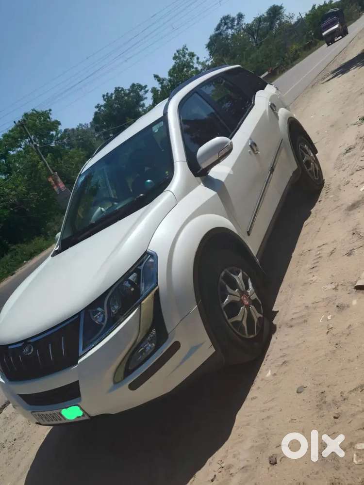 Mahindra Xuv500 2018 Diesel 61000 Km Driven