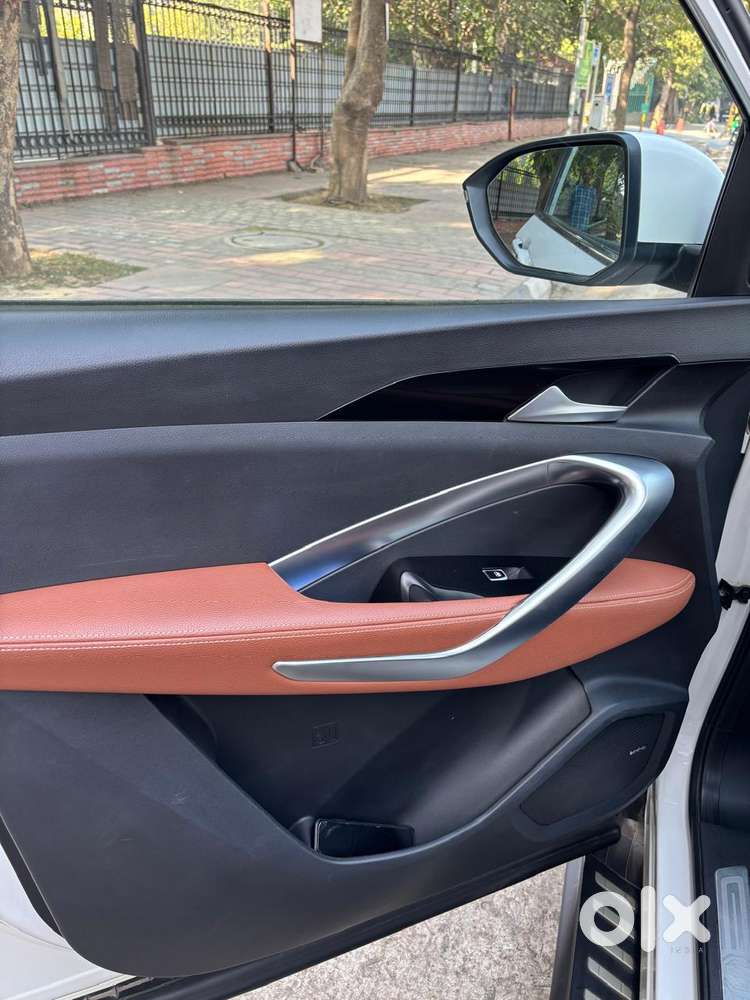 Mg Hector Plus Smart 1.5 Turbo Petrol 7 Str, 2021, Petrol