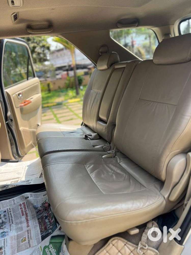 Toyota Fortuner 3.0 4x4 Manual, 2010, Diesel