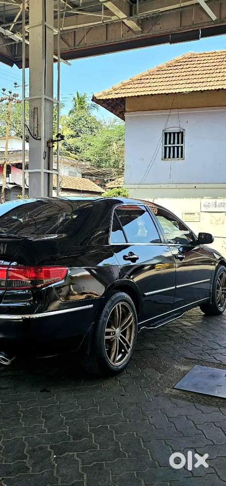 Honda Accord V-tec 3.0 V6 Automatic