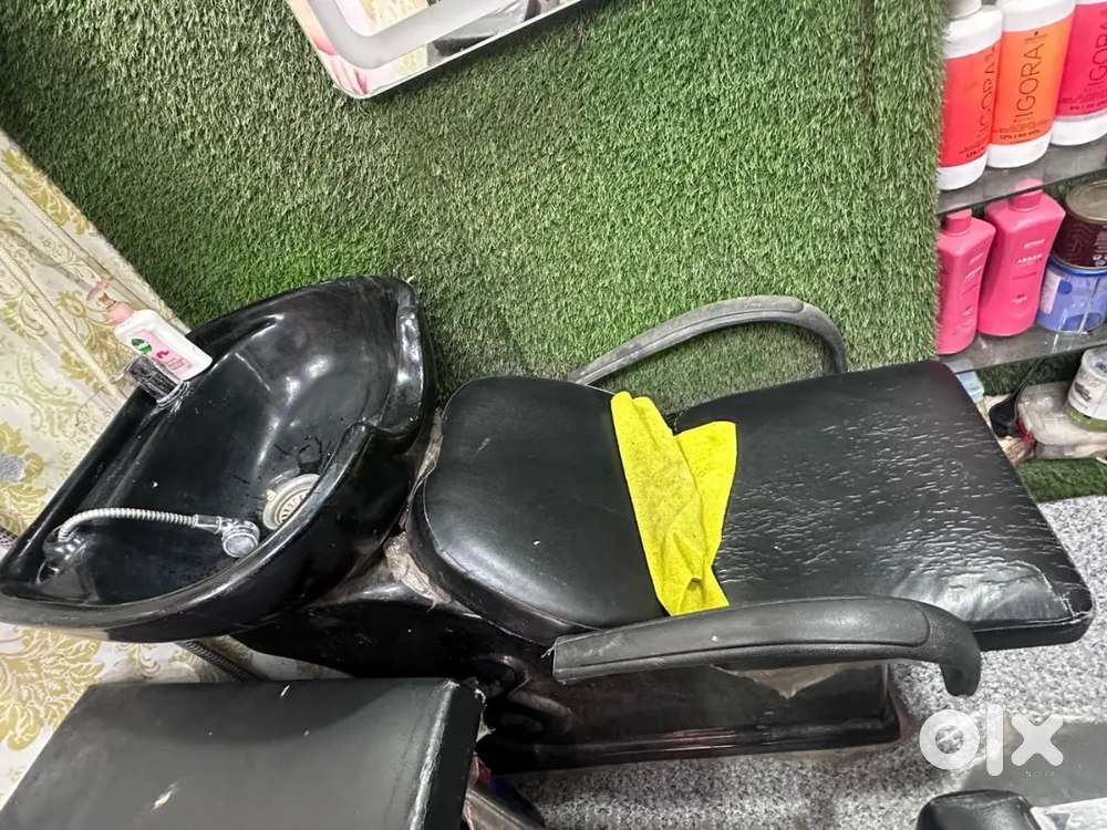 Salon beauty parlour items for sell