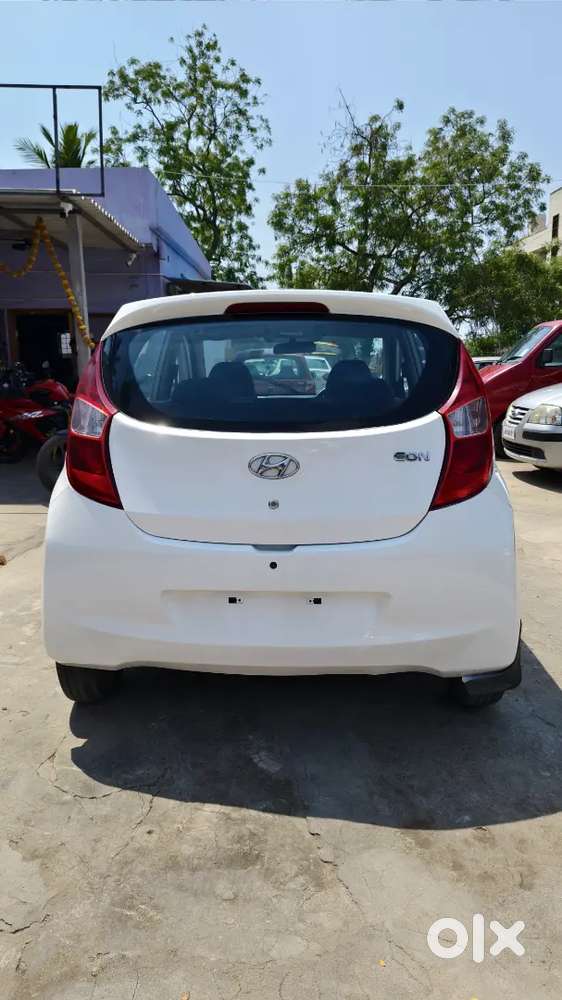 Hyundai Eon 2016 Petrol Well Maintained