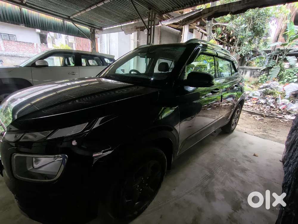 Hyundai Venue 2024 Diesel 37000 Km Driven