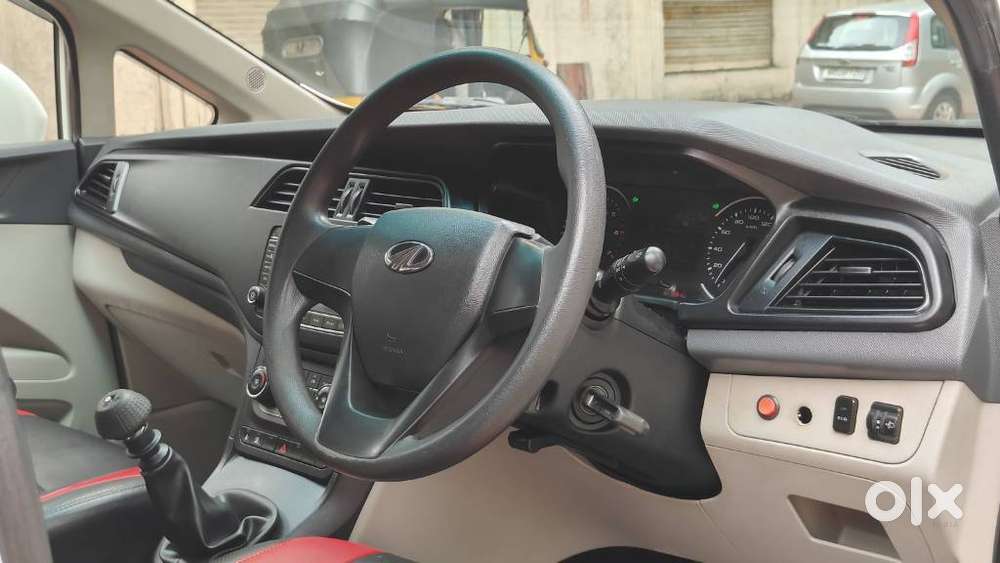 Mahindra Marazzo M4, 2019, Diesel