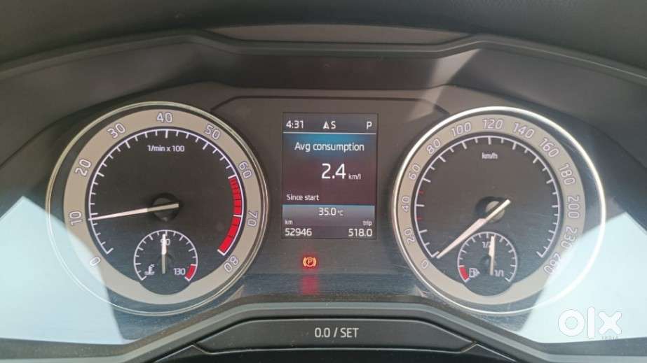 Skoda Superb Lk 1.8 Tsi At, 2019, Petrol