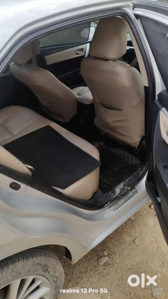 Toyota Corolla Altis 2015