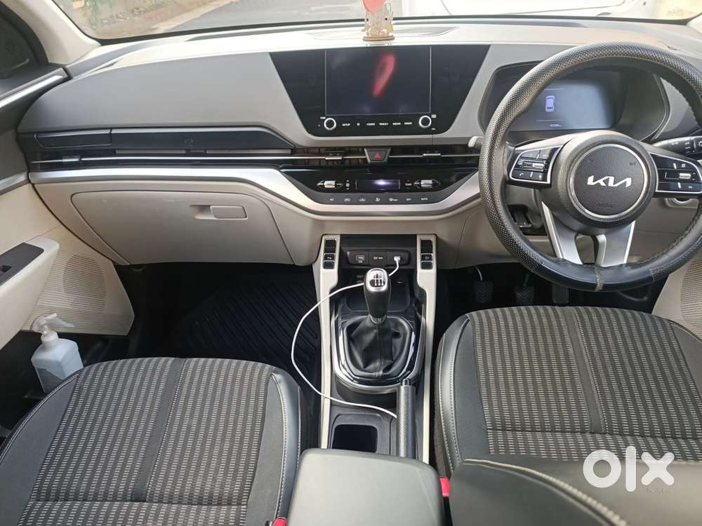 Kia Carens 2024 Variant