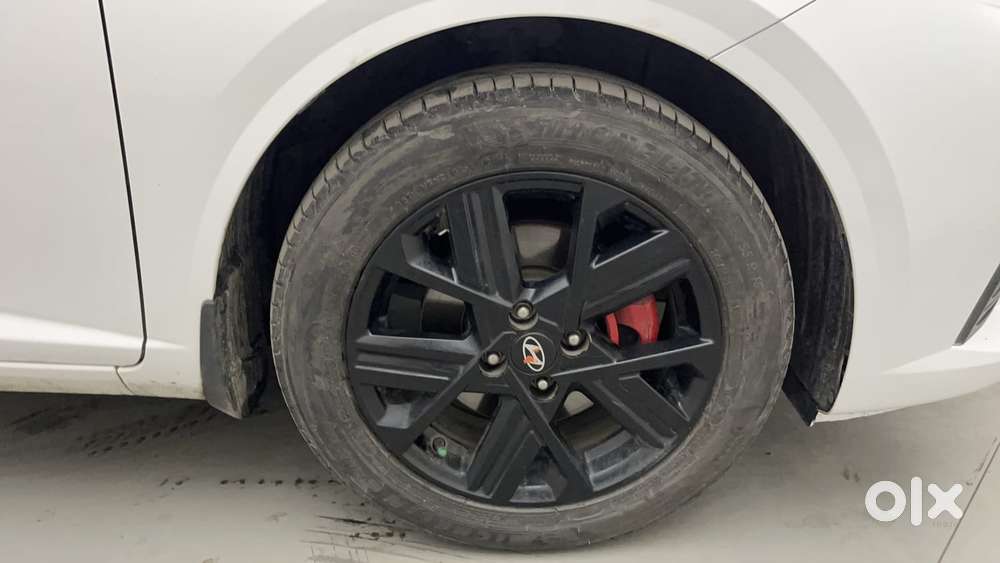 Hyundai Verna 1.5 Sx (o) Turbo Petrol Dct, 2023, Petrol